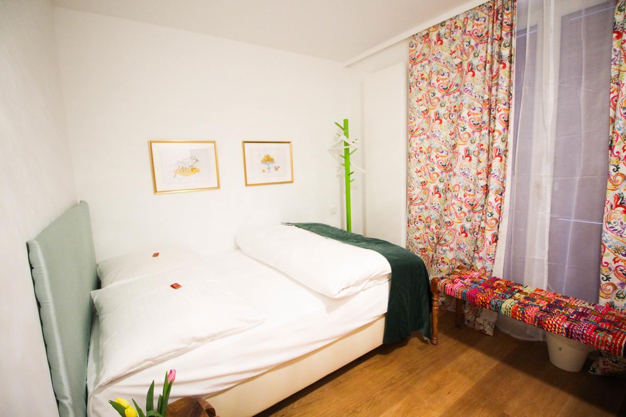 Das Kleine Hotel In Muenchen Экстерьер фото