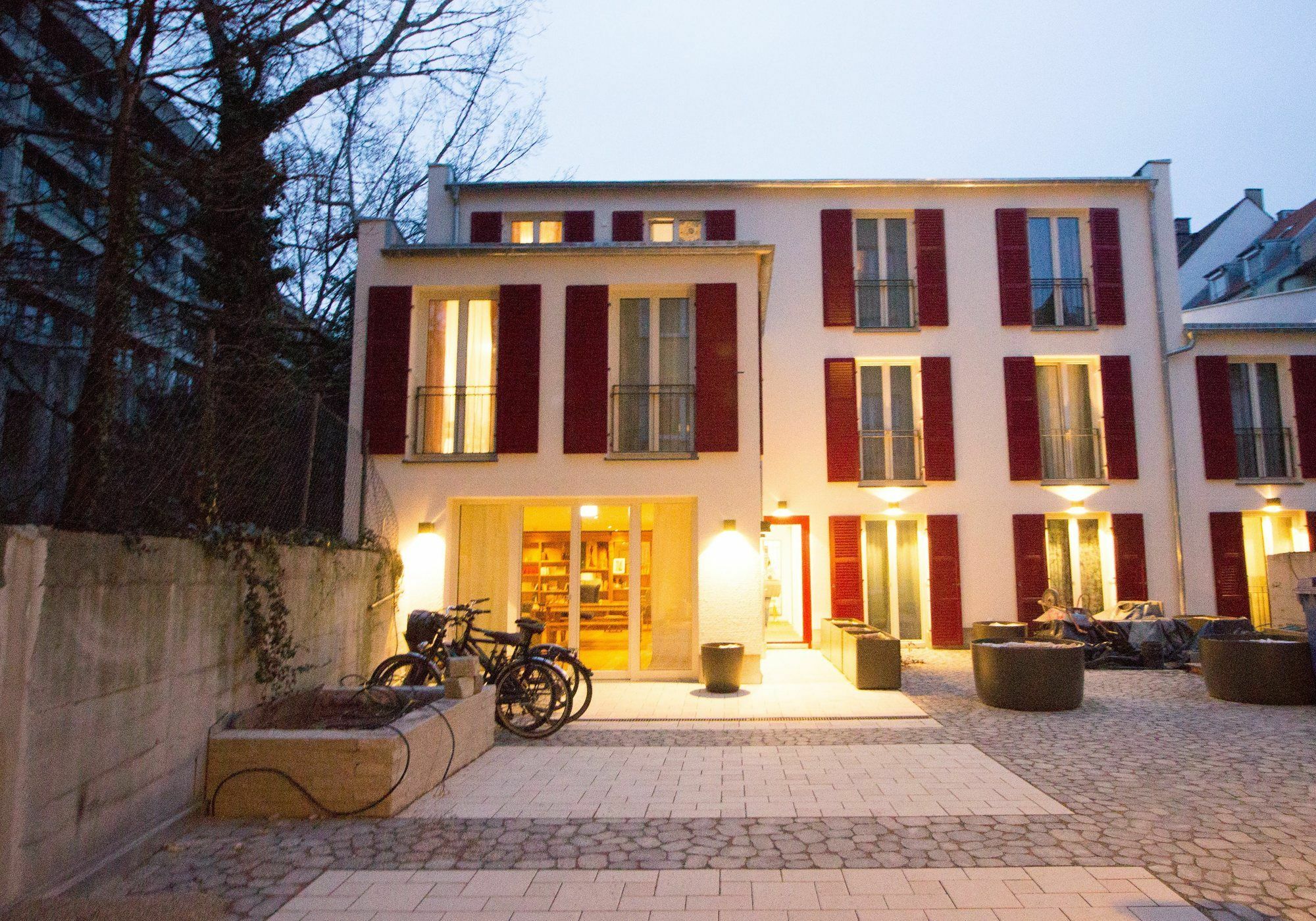 Das Kleine Hotel In Muenchen Экстерьер фото